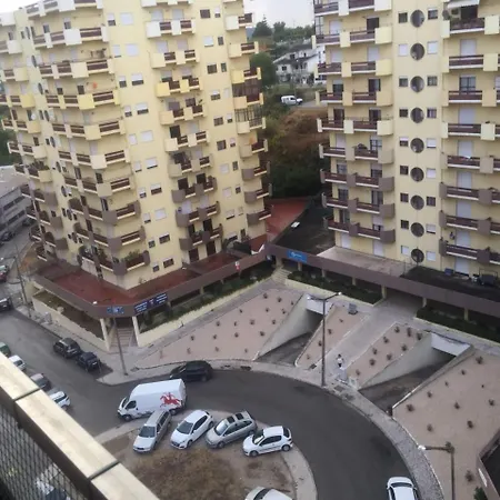 Luso Angola House Pensión