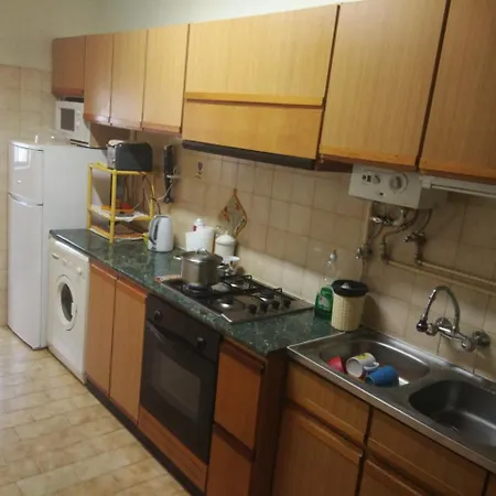Pensión Luso Angola House Coímbra